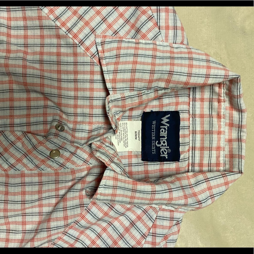 Wrangler pearl snap medium GUC